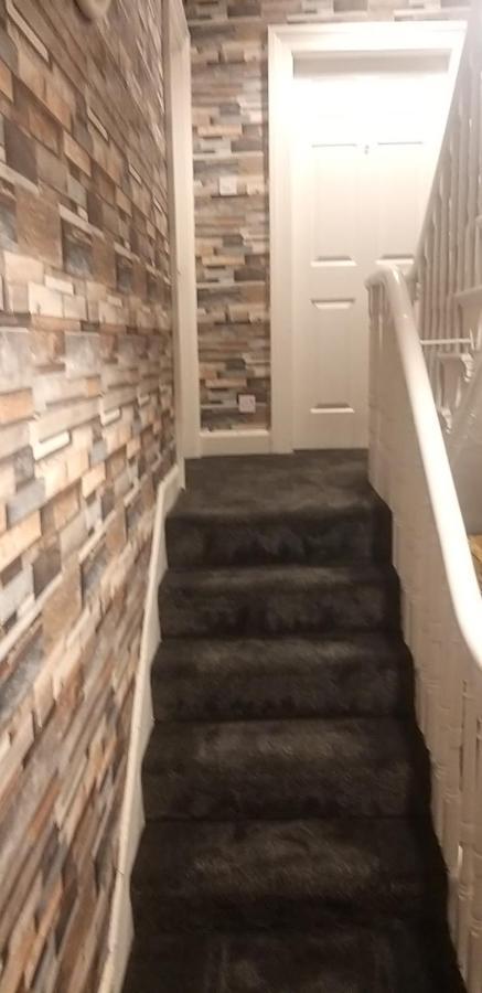 St. James Street Townhouse Belfast Eksteriør bilde